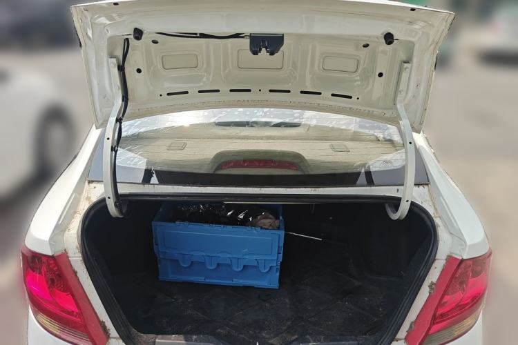 Used Chevrolet Sail 2013 Sedan 1.2L Manual Warm Edition Trunk