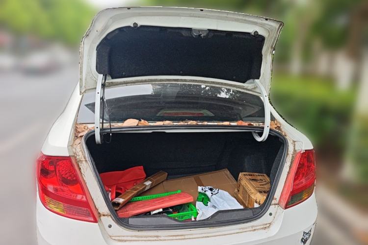 Used Chevrolet Sail 2013 Sedan 1.2L Manual Warm Edition Trunk