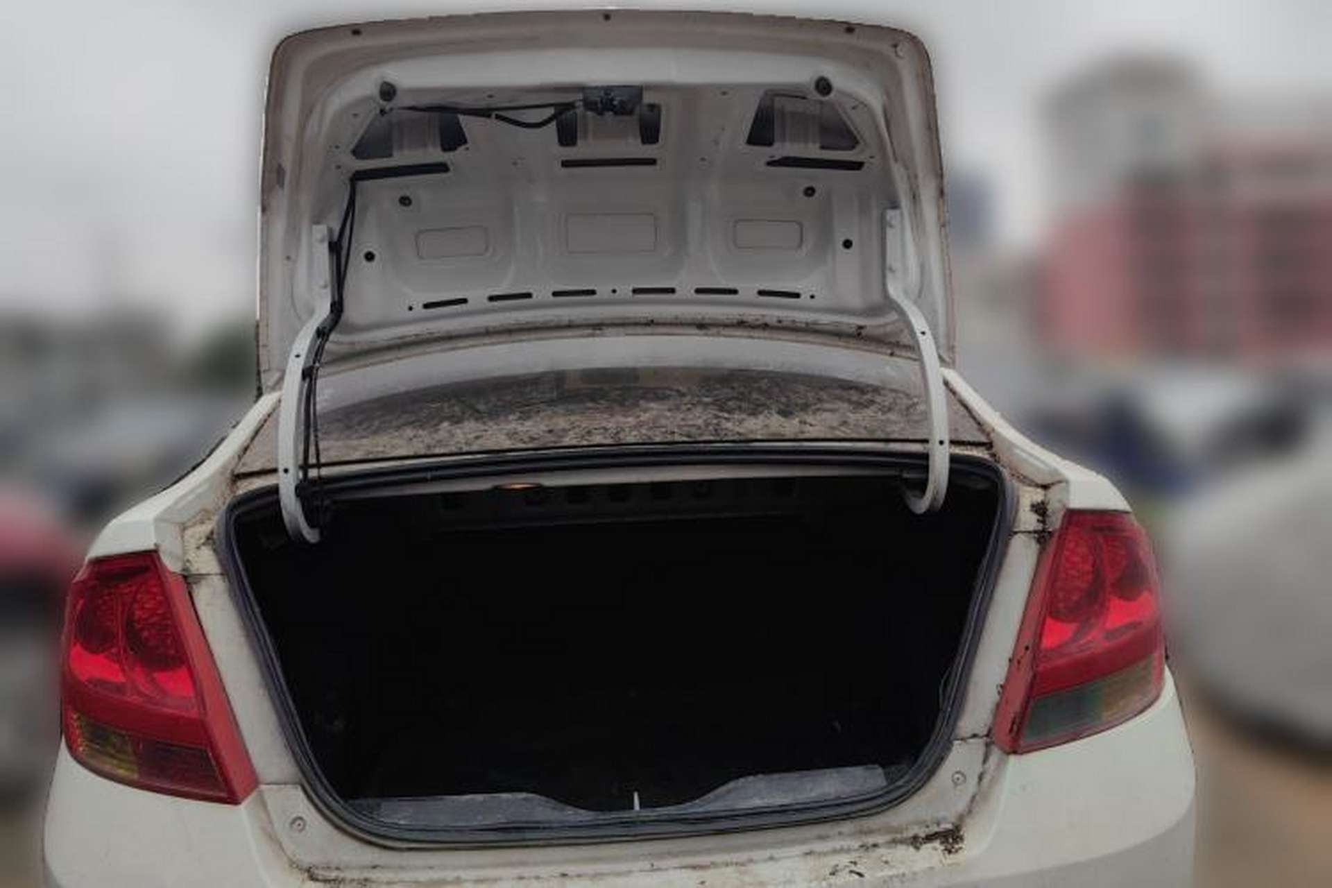 Used Chevrolet Sail 2013 Sedan 1.2L Manual Fashionable Happiness Edition Trunk