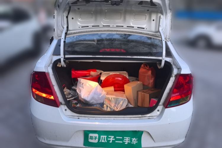 Used Chevrolet Sail 2013 Sedan 1.2L Manual Fashionable Happiness Edition Trunk
