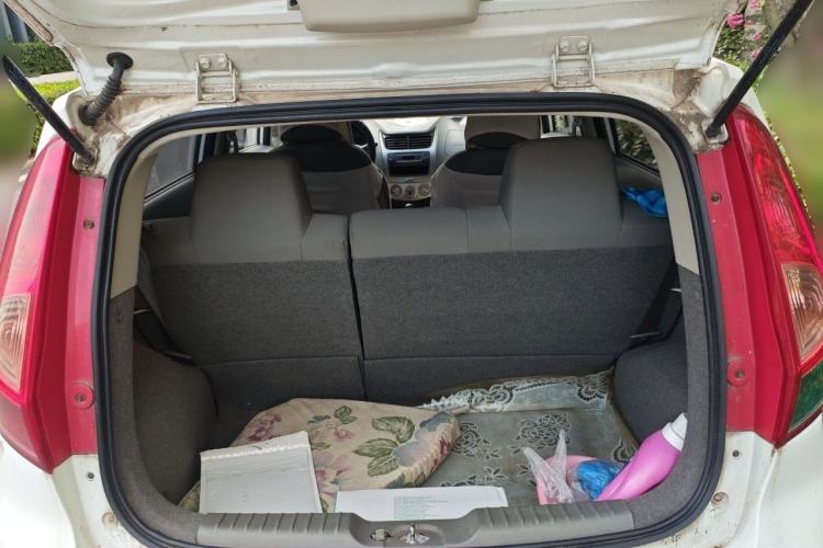 Used Chevrolet Sail 2013 Hatchback 1.2L Manual Warm Edition Trunk
