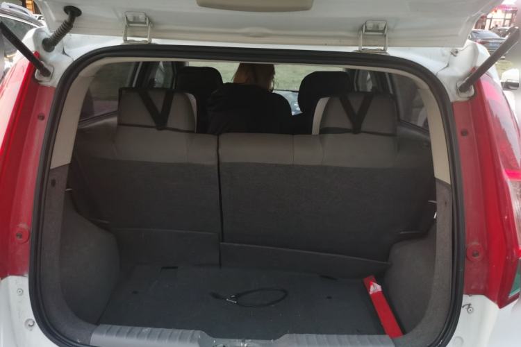 Used Chevrolet Sail 2013 Hatchback 1.2L AMT Ideal Edition Trunk