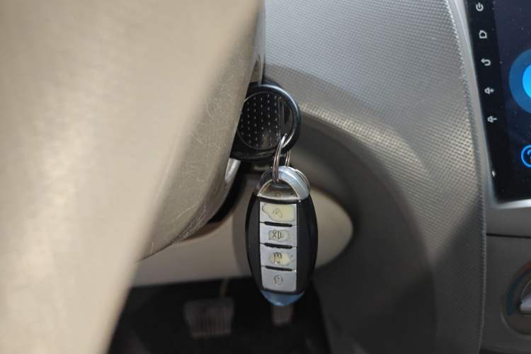 Used Chevrolet Sail 2013 Sedan 1.2L AMT Ideal Edition Vehicle Key