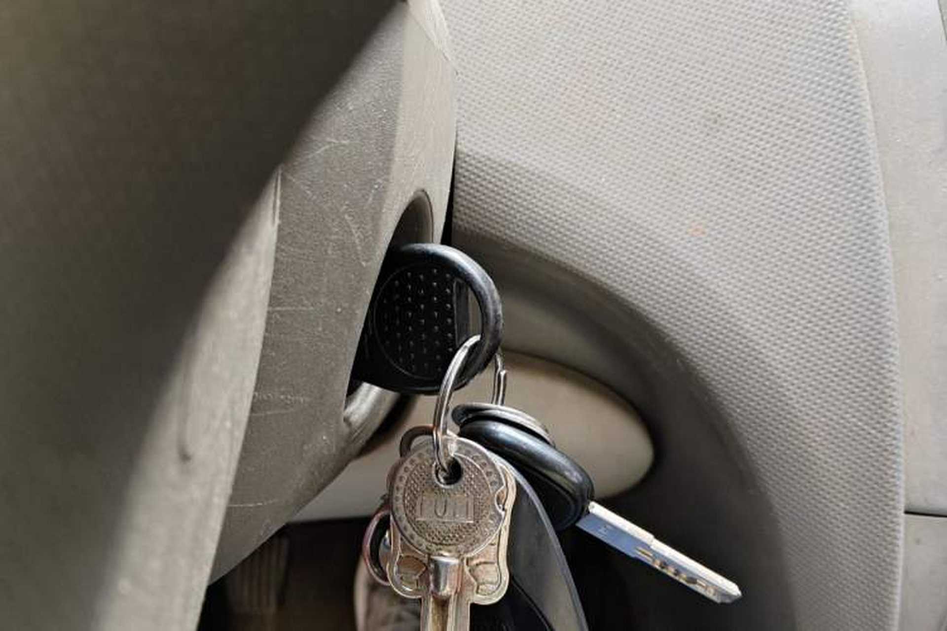 Used Chevrolet Sail  Vehicle Key