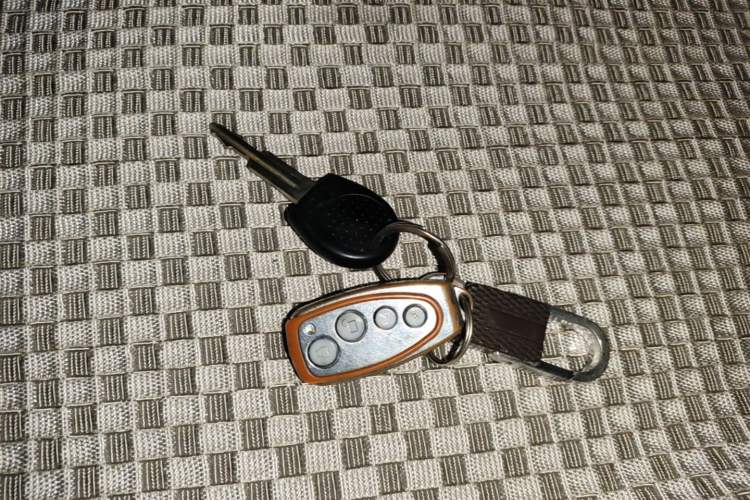 Used Chevrolet Sail 2013 Sedan 1.4L Manual Elegance Edition Vehicle Key