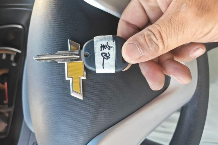Used Chevrolet Sail 2013 Sedan 1.2L Manual Fashionable Happiness Edition Vehicle Key