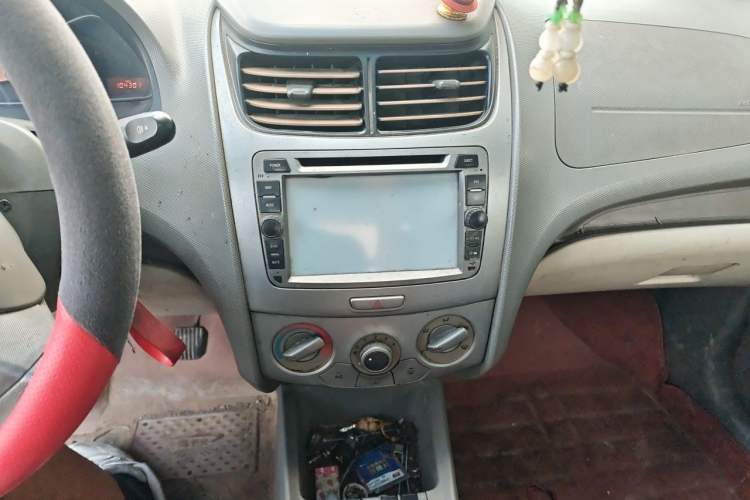 Used Chevrolet Sail 2013 Sedan 1.4L Manual Elegance Edition Audio And AC Panel