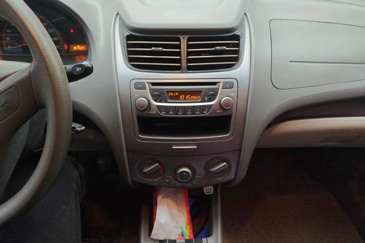Used Chevrolet Sail 2013 Sedan 1.4L Manual Happiness Edition II Audio And AC Panel