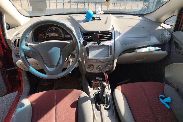 Used Chevrolet Sail 2013 Sedan 1.2L Manual Fashionable Happiness Edition Center Console