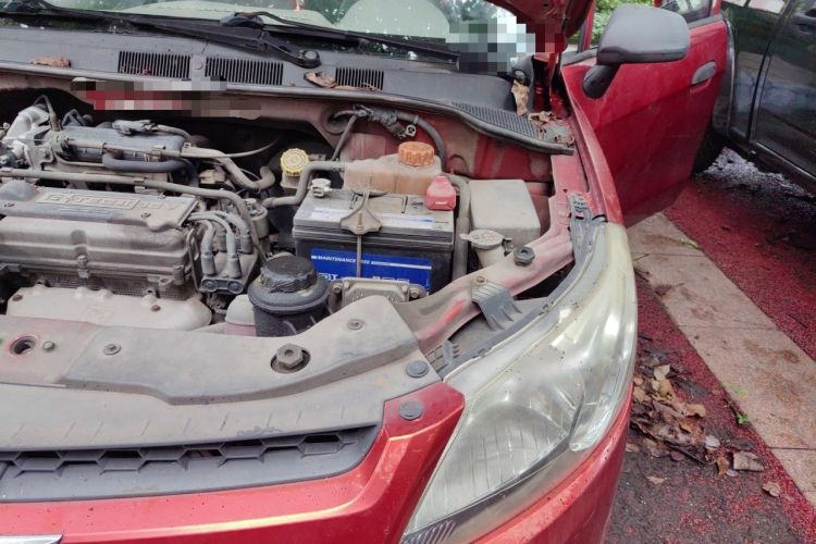 Used Chevrolet Sail 2013 Sedan 1.2L Manual Warm Edition Engine Bay Left