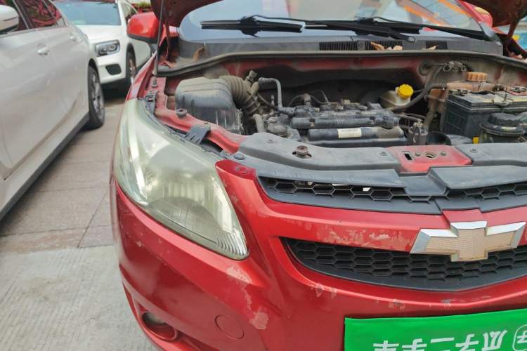 Used Chevrolet Sail 2013 Sedan 1.4L Manual Happiness Edition II Engine Bay Right