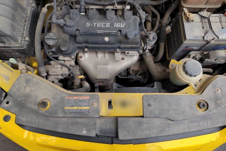 Used Chevrolet Sail 2013 Hatchback 1.4L AMT U-Style Edition Engine Bay