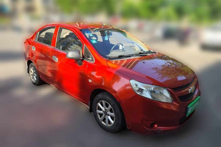 Used Chevrolet Sail 2013 Sedan 1.2L Manual Fashionable Happiness Edition Front Right 45 Deg