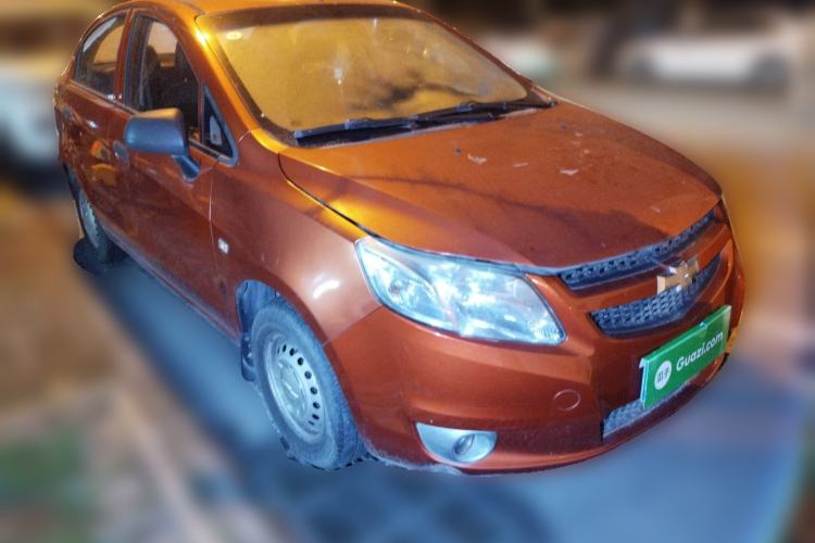 Used Chevrolet Sail 2013 Sedan 1.2L Manual Fashionable Happiness Edition Front Right 45 Deg