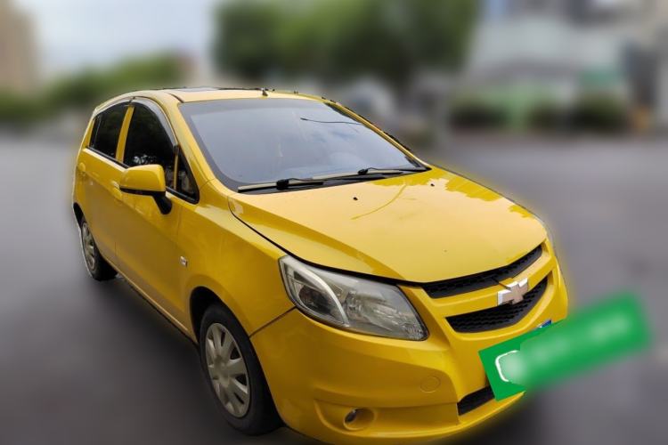 Used Chevrolet Sail 2013 Hatchback 1.4L AMT U-Style Edition Front Right 45 Deg