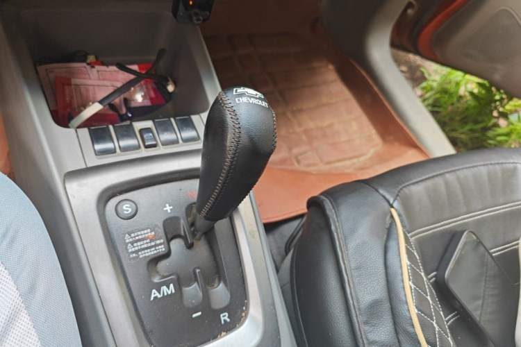 Used Chevrolet Sail 2013 Sedan 1.4L AMT Enjoy Edition Gear Lever