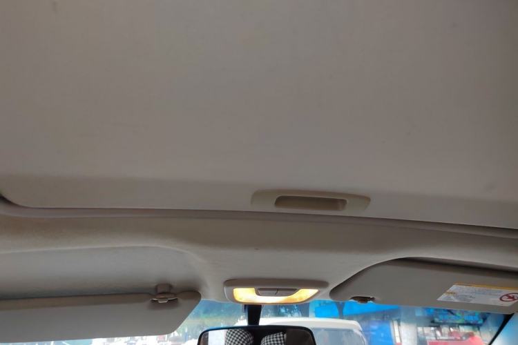 Used Chevrolet Sail 2013 Hatchback 1.4L AMT U-Style Edition Headliner