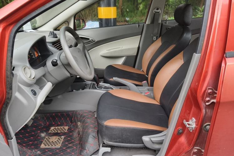 Used Chevrolet Sail 2013 Sedan 1.4L AMT Enjoy Edition Left Front Seat