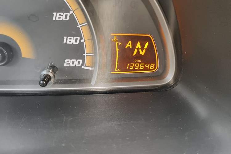 Used Chevrolet Sail 2013 Sedan 1.4L AMT Enjoy Edition Odometer Close Up