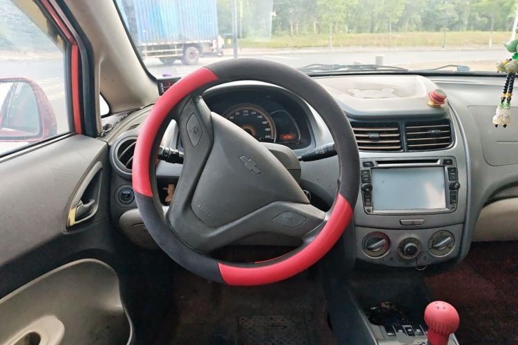 Used Chevrolet Sail 2013 Sedan 1.4L Manual Elegance Edition Steering Wheel