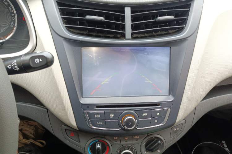 Used Chevrolet Sail 2015 Sail 3 1.5L Manual with Ideal Sunroof Edition Audio And AC Panel