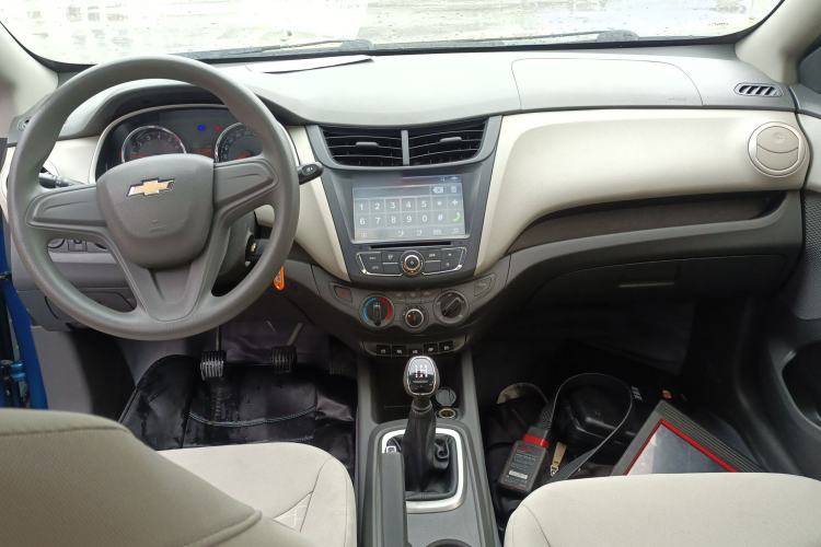 Used Chevrolet Sail 2015 Sail 3 1.5L Manual with Ideal Sunroof Edition Center Console