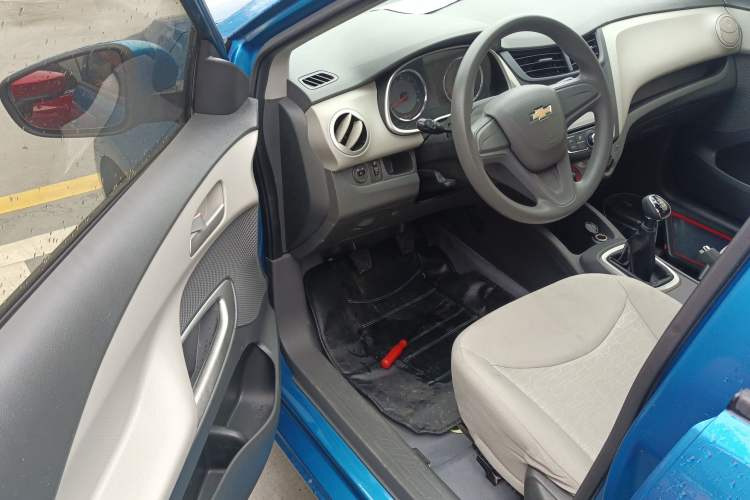 Used Chevrolet Sail 2015 Sail 3 1.5L Manual with Ideal Sunroof Edition Driver Seat