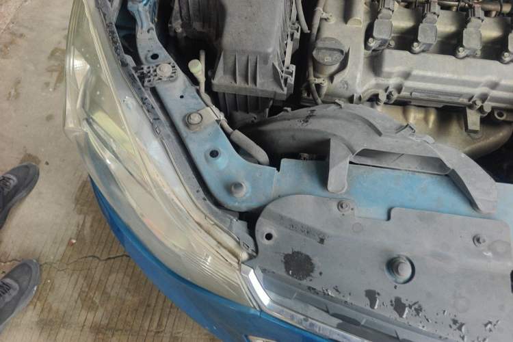 Used Chevrolet Sail 2015 Sail 3 1.3L Manual Ideal Edition Engine Bay Right