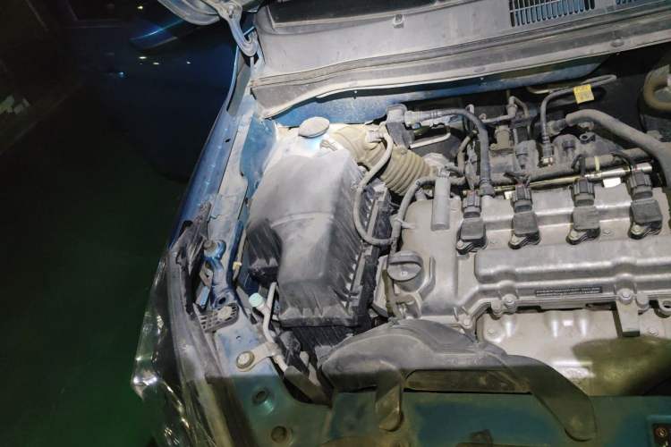 Used Chevrolet Sail 2015 Sail 3 1.3L AMT Ideal Edition Engine Bay Right