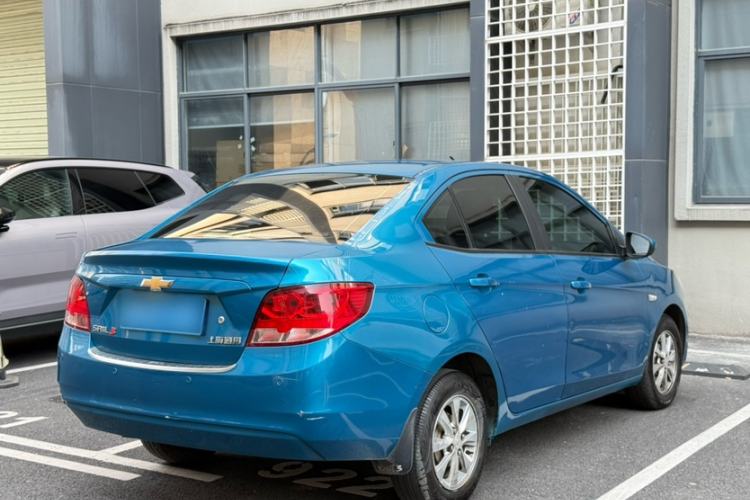 Used Chevrolet Sail 2015 Sail 3 1.5L AMT Happiness Sunroof Edition Exterior 5