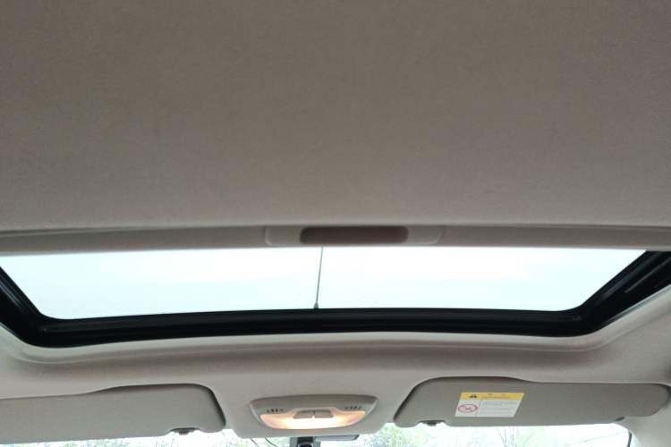 Used Chevrolet Sail 2015 Sail 3 1.5L Manual with Ideal Sunroof Edition Headliner