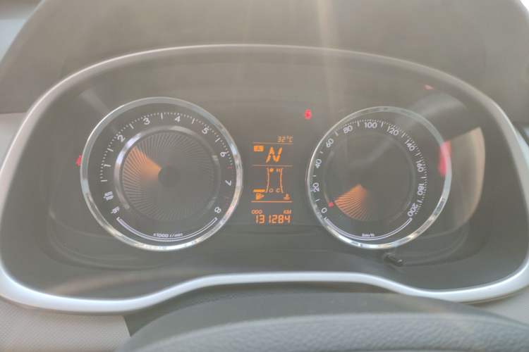 Used Chevrolet Sail 2015 Sail 3 1.5L AMT Happiness Sunroof Edition Instrument Cluster