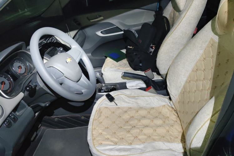 Used Chevrolet Sail 2015 Sail 3 1.3L AMT Ideal Edition Left Front Seat