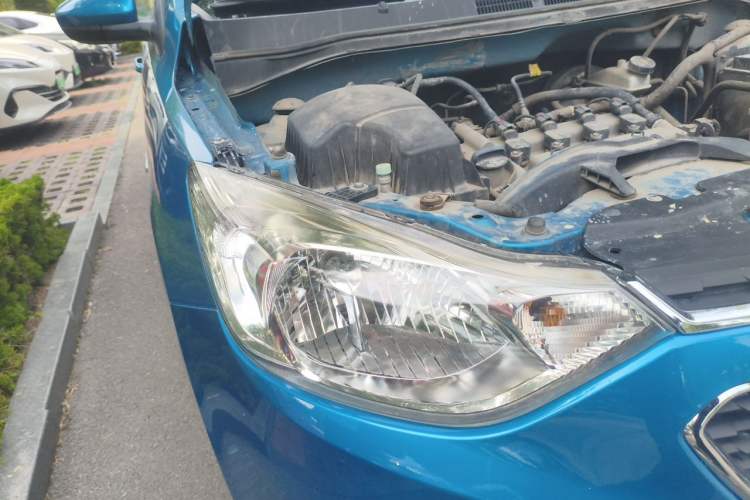 Used Chevrolet Sail 2015 Sail 3 1.3L Manual with Ideal Sunroof Edition Right Front Headlight
