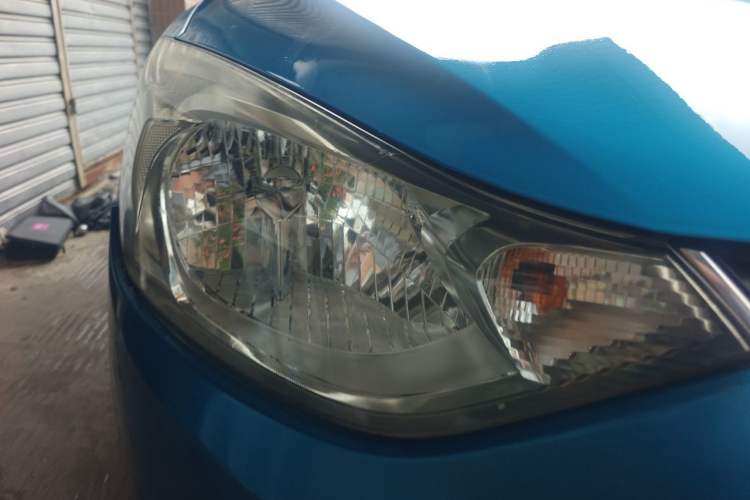 Used Chevrolet Sail 2015 Sail 3 1.3L Manual Ideal Edition Right Front Headlight