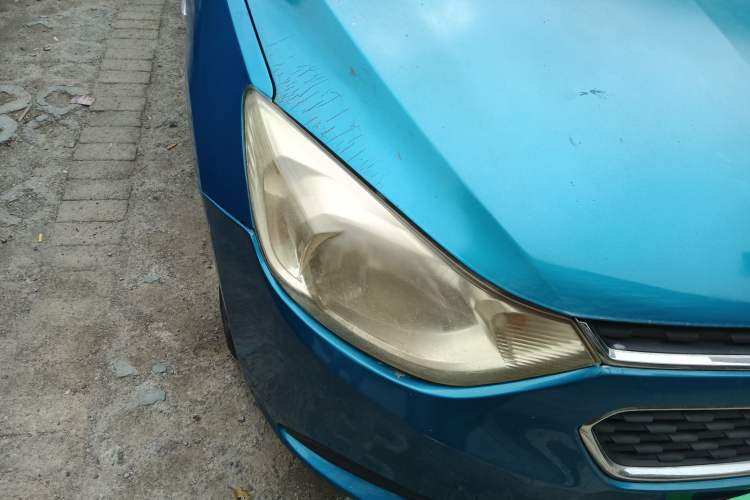 Used Chevrolet Sail 2015 Sail 3 1.3L Manual Warm Edition Right Front Headlight