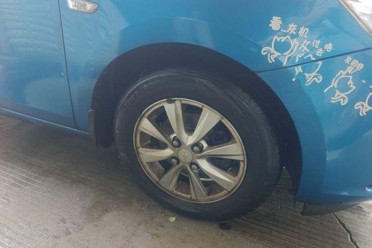 Used Chevrolet Sail 2015 Sail 3 1.3L Manual Ideal Edition Right Front Wheel Hub
