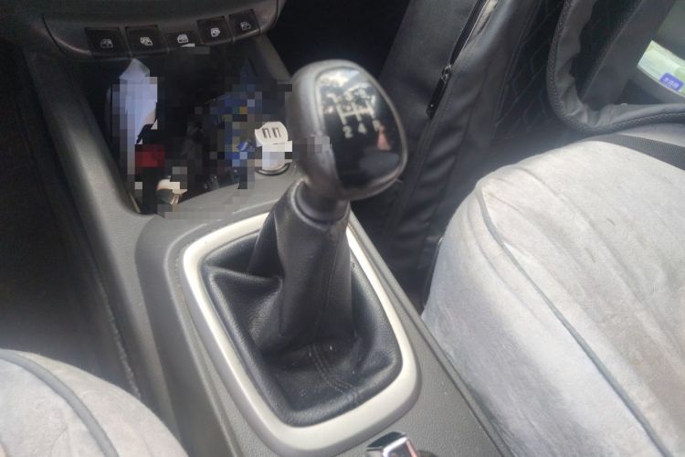 Used Chevrolet Sail 2015 Sail 3 1.3L Manual Ideal Edition Gear Lever