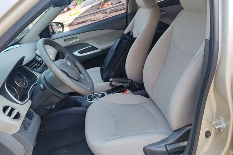 Used Chevrolet Sail 2015 Sail 3 1.3L AMT Ideal Edition Left Front Seat