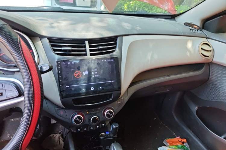 Used Chevrolet Sail 2015 Sail 3 1.3L AMT Ideal Edition Audio And AC Panel