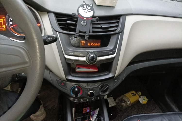 Used Chevrolet Sail 2015 Sail 3 1.5L Manual with Ideal Sunroof Edition Audio And AC Panel