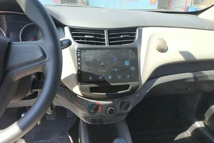 Used Chevrolet Sail 2015 Sail 3 1.3L Manual Warm Edition Audio And AC Panel