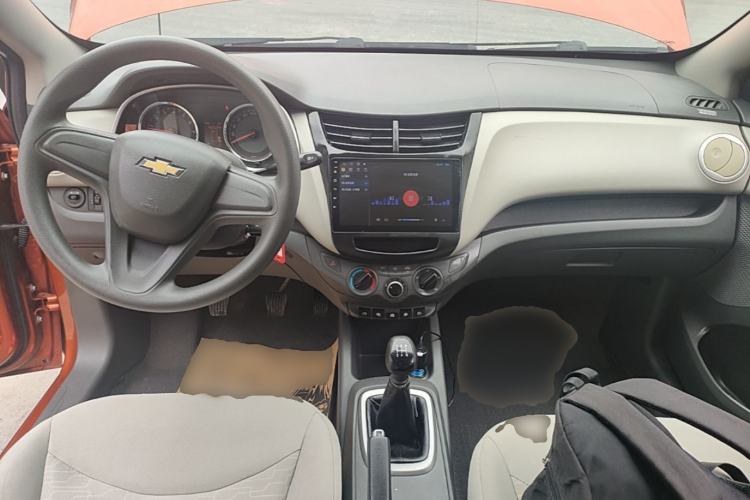 Used Chevrolet Sail 2015 Sail 3 1.3L Manual Ideal Edition Center Console