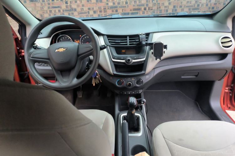 Used Chevrolet Sail 2015 Sail 3 1.3L Manual Ideal Edition Center Console