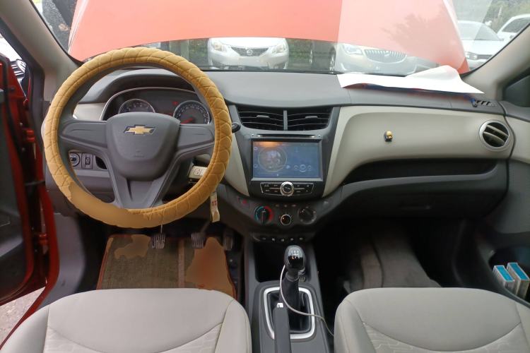 Used Chevrolet Sail 2015 Sail 3 1.3L Manual Ideal Edition Center Console
