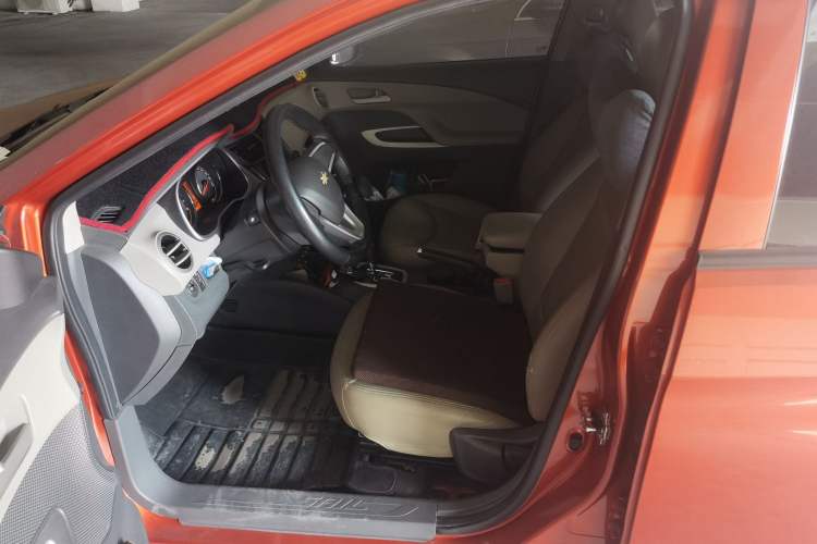 Used Chevrolet Sail 2015 Sail 3 1.3L AMT Ideal Edition Driver Seat