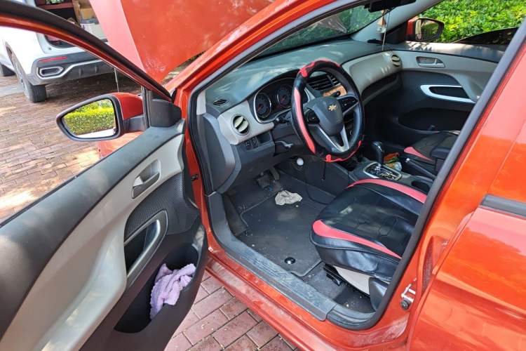 Used Chevrolet Sail 2015 Sail 3 1.3L AMT Ideal Edition Driver Seat