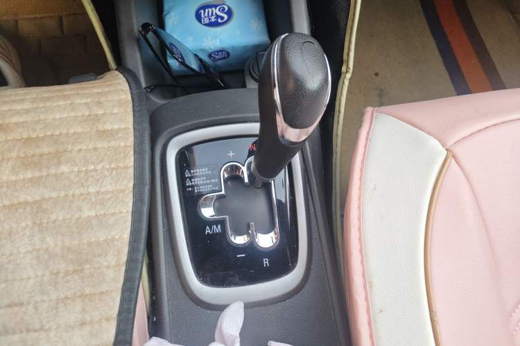 Used Chevrolet Sail 2015 Sail 3 1.3L AMT Ideal Edition Gear Lever