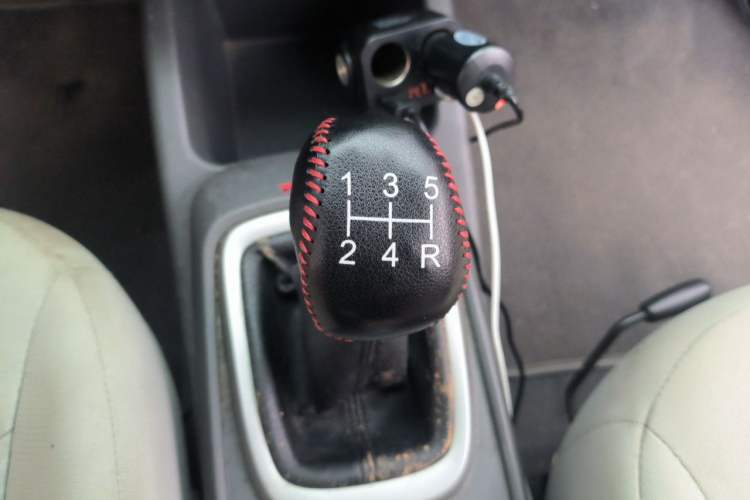 Used Chevrolet Sail 2015 Sail 3 1.3L Manual Ideal Edition Gear Lever