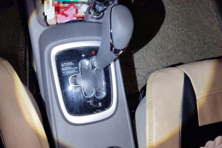 Used Chevrolet Sail 2015 Sail 3 1.3L AMT Ideal Edition Gear Lever